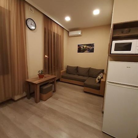 Yerevan, Abovyan 34 My Street Экстерьер фото