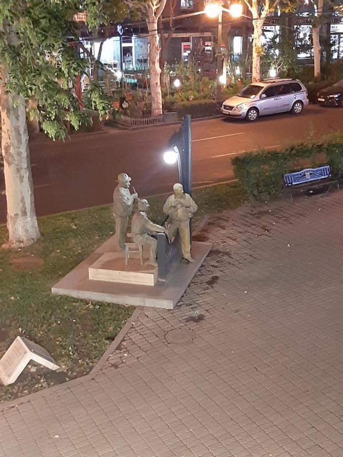 Yerevan, Abovyan 34 My Street Экстерьер фото
